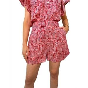 NEW NEVER A WALLFLOWER willa short in red swirl